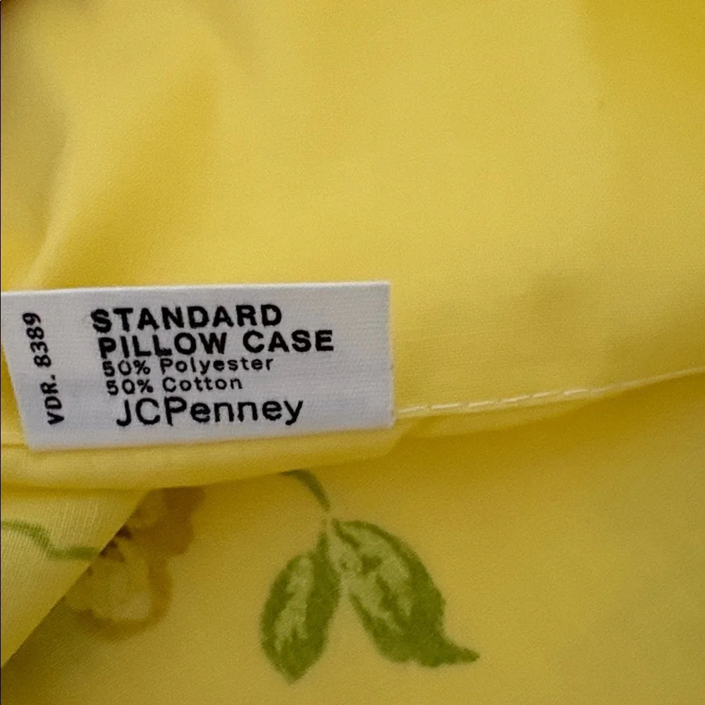 JCPenney‎ Yellow Floral Pillow Cover